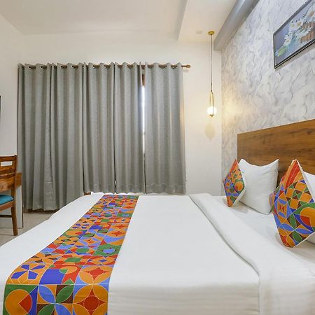 Fabhotel New Journey Hospitality Gurgáon Exteriér fotografie