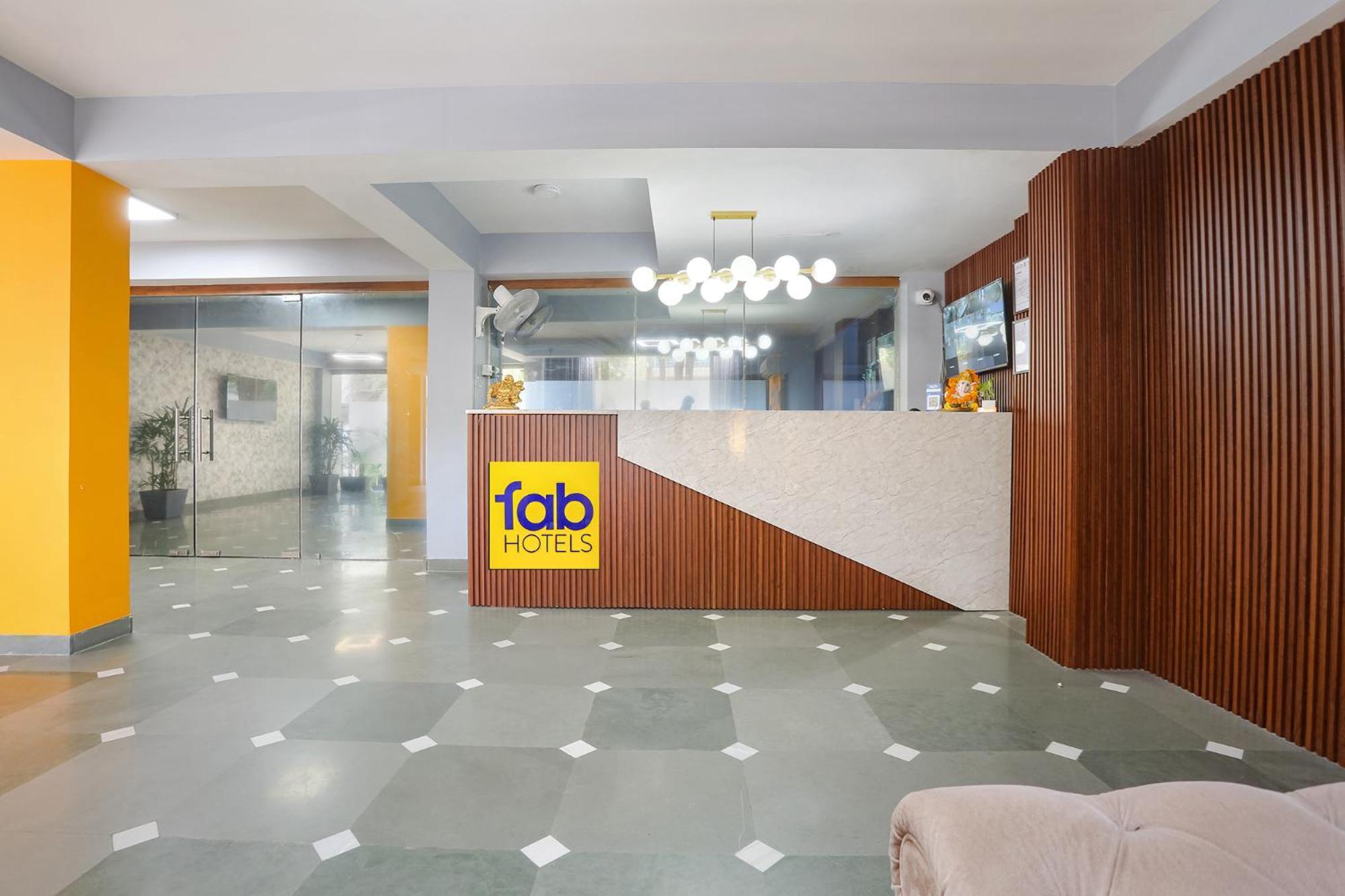 Fabhotel New Journey Hospitality Gurgáon Exteriér fotografie