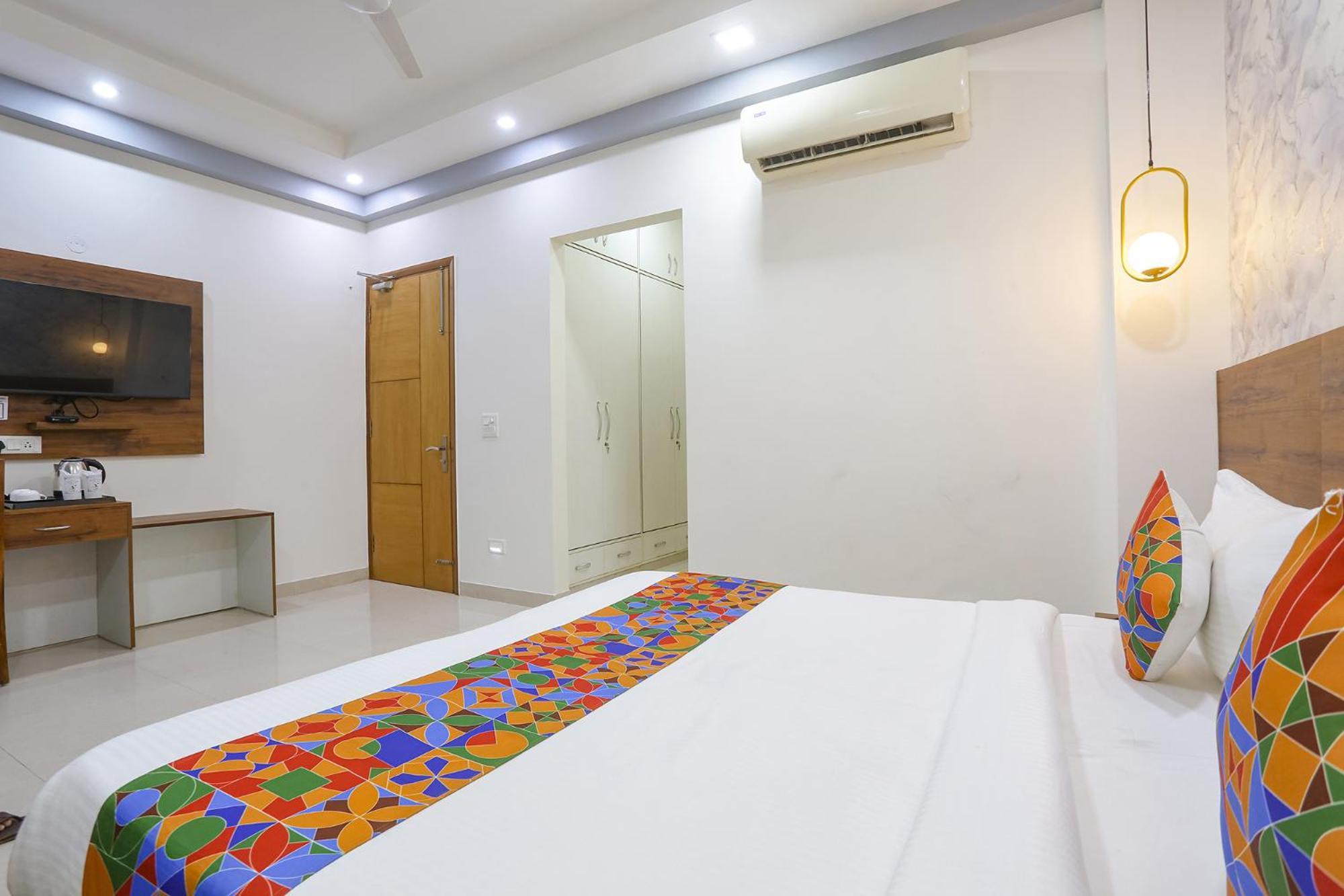 Fabhotel New Journey Hospitality Gurgáon Exteriér fotografie